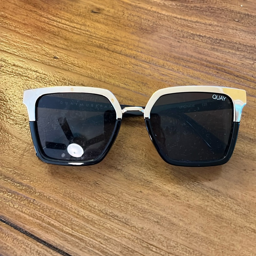 KH Sunnies